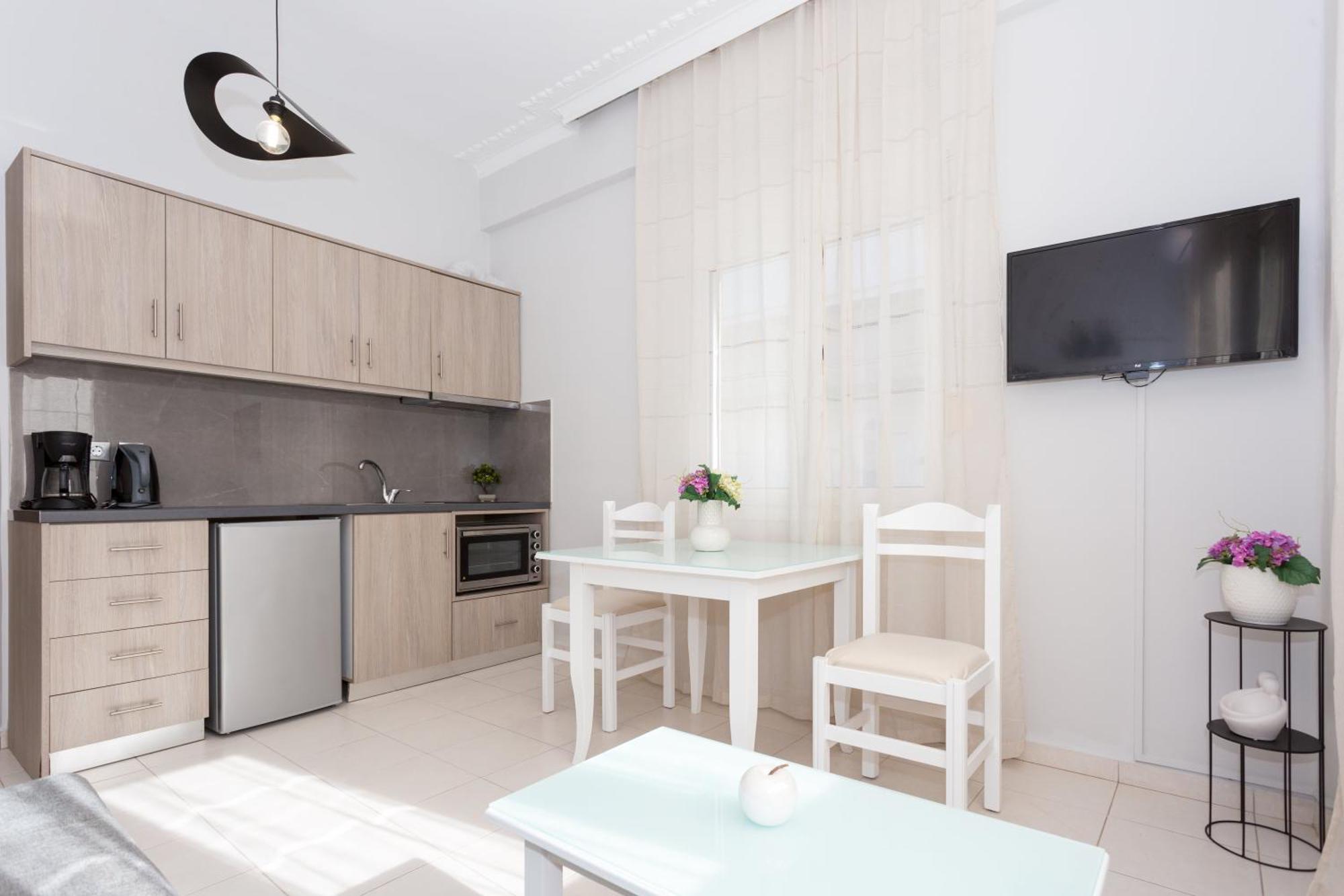 Eleni Apartments Chania  ภายนอก รูปภาพ